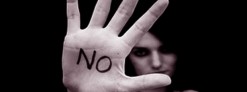 Femminicidio, sì del Senato FEMMINICIDIO
